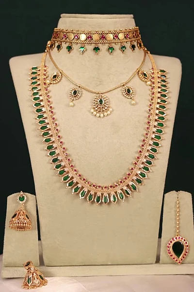 Traditional South Indian gold bridal jewellery set S166 available for rental