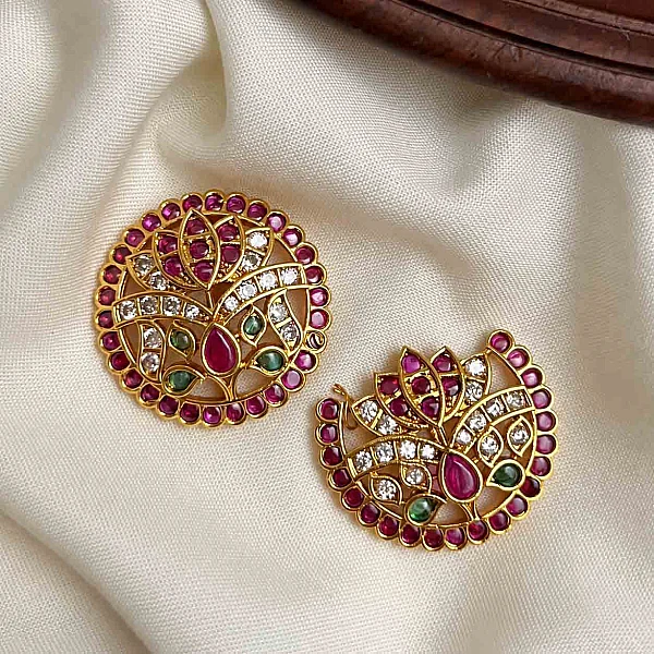 South Indian Sun and Moon jewellery set SM001 available for rental